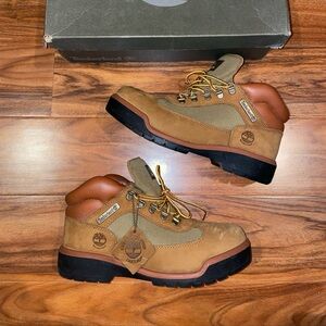 TIMBERLAND WATERPROOF FIELD BOOT MID 'SESAME CHICKEN' A18B4 Pre-Owned